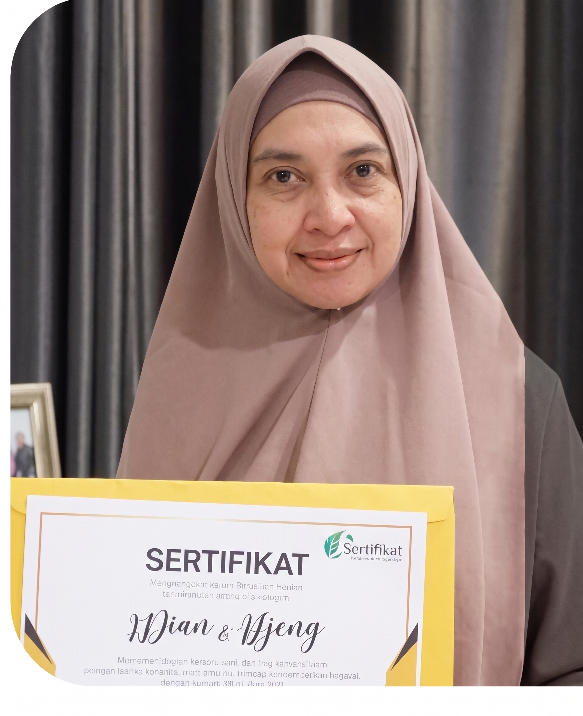 Ibu Mona